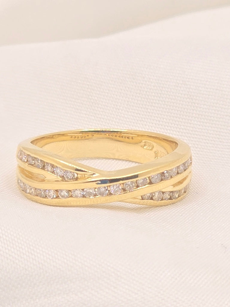 14KT YG WOMAN'S VINTAGE ESTATE DIAMOND RING SIZE 6.5 WEIGTH 4.76