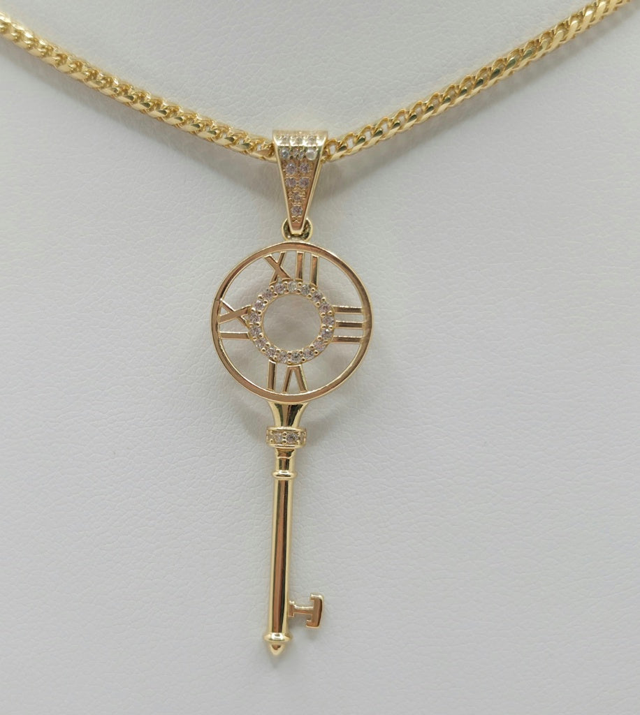 14KT ATLAS KEY PENDANT Weight 2.4GR