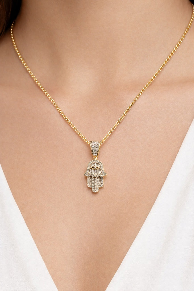 10KT DIAMOND HAMSA PENDANT Size 0.37CT Weigth 3.4GR