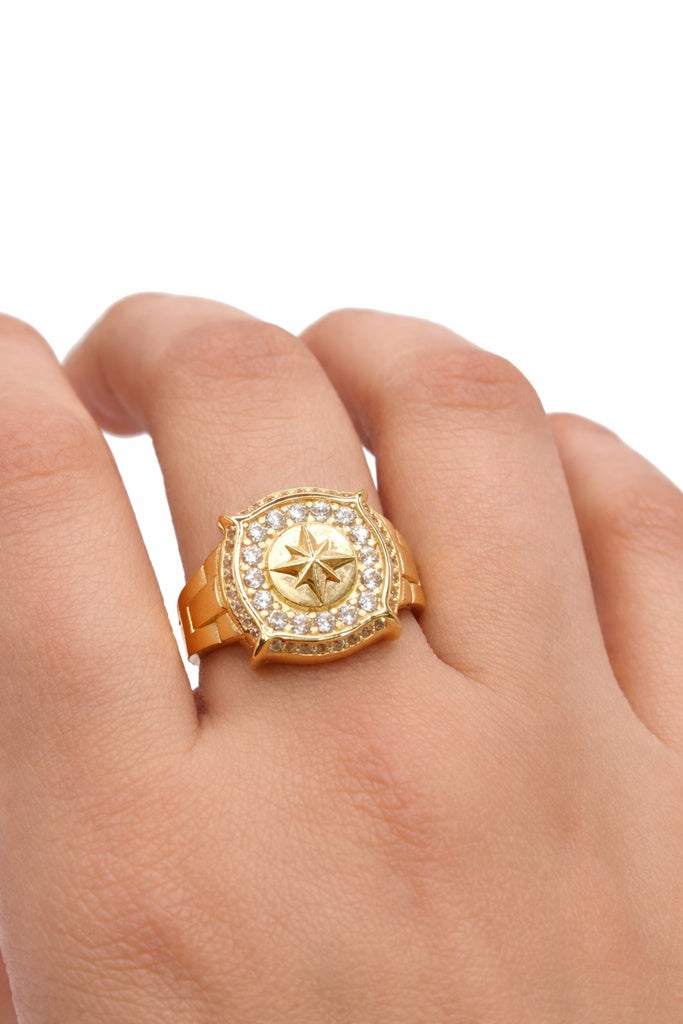 14KT CZ BACKGROUND COMPASS ROSE MAN'S RING Size 8.5 Weigth 3.5GR