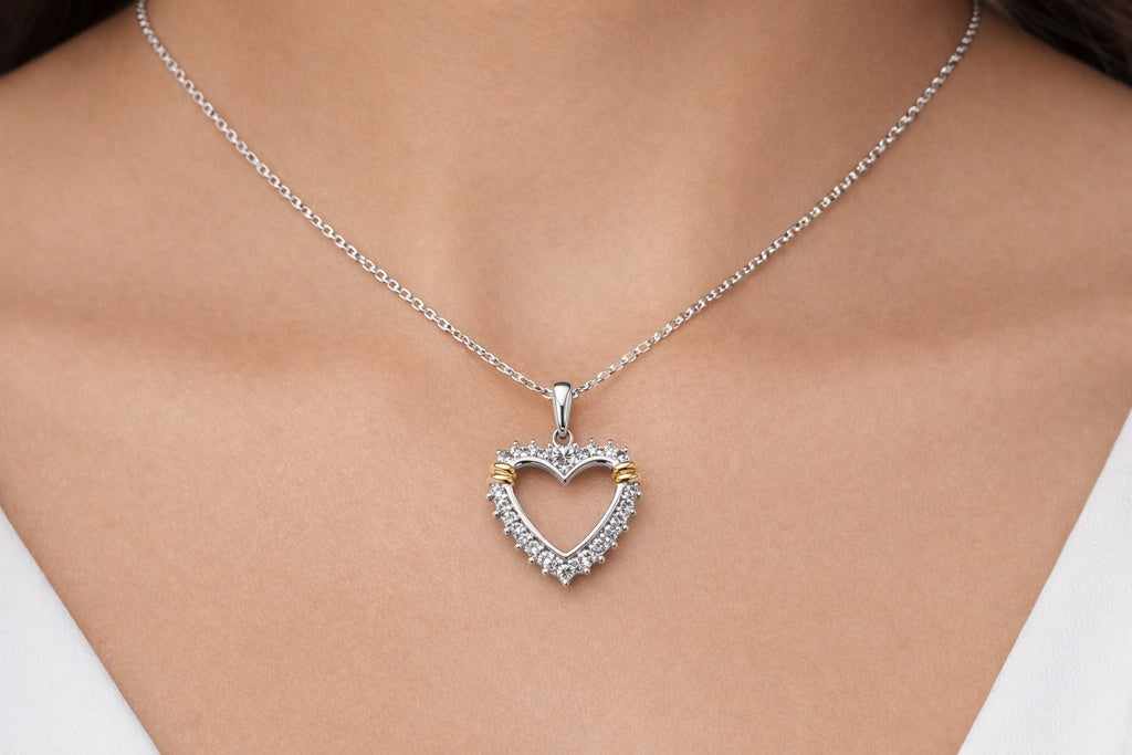 10KT DIAMOND HEART SILHOUETTE PENDANT Weigth 2.6GR