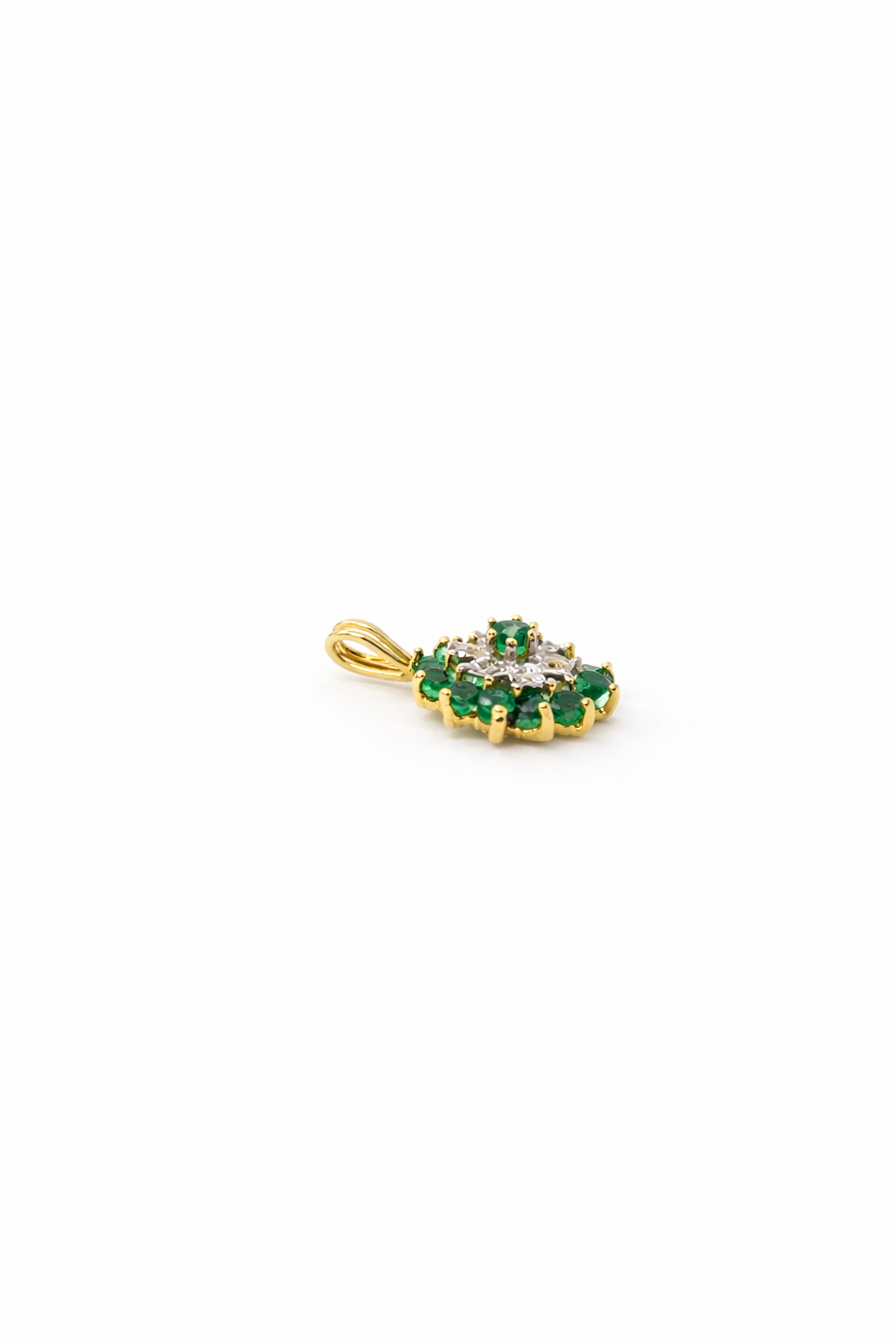 10KT ELEGANT ROUND EMERALD PENDANT Size  Weigth 1.3GR