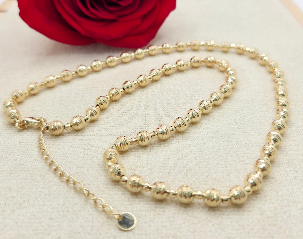 10KT DIAMOND CUT ROUND BALL NECKLACE Size 18INCH Weight 11.9GR