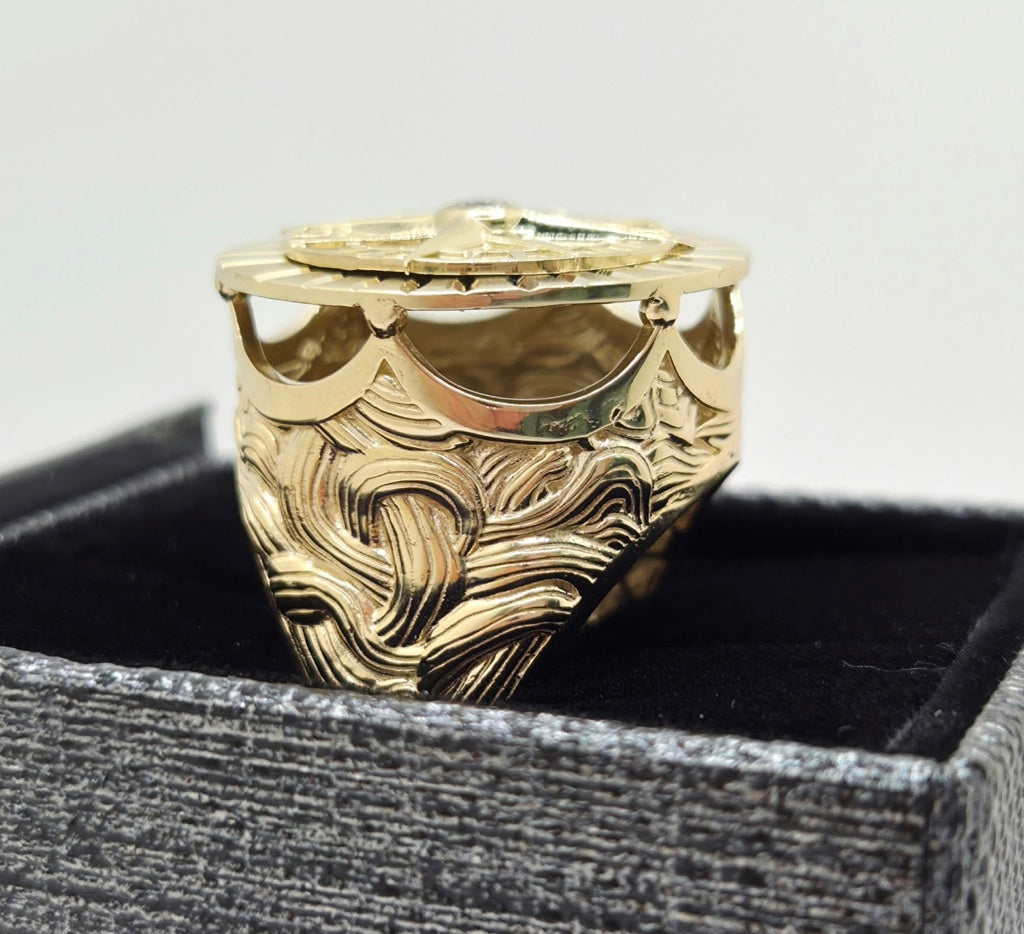 10KT DIAMOND CUT DETAIL COMPASS ROSE MEN'S RING Size 12 Weight 16.3GR