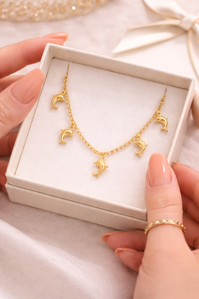 14KT DELICATE DOLPHINS PENDANTS BRACELET Size 7INCH Weight 2.7GR
