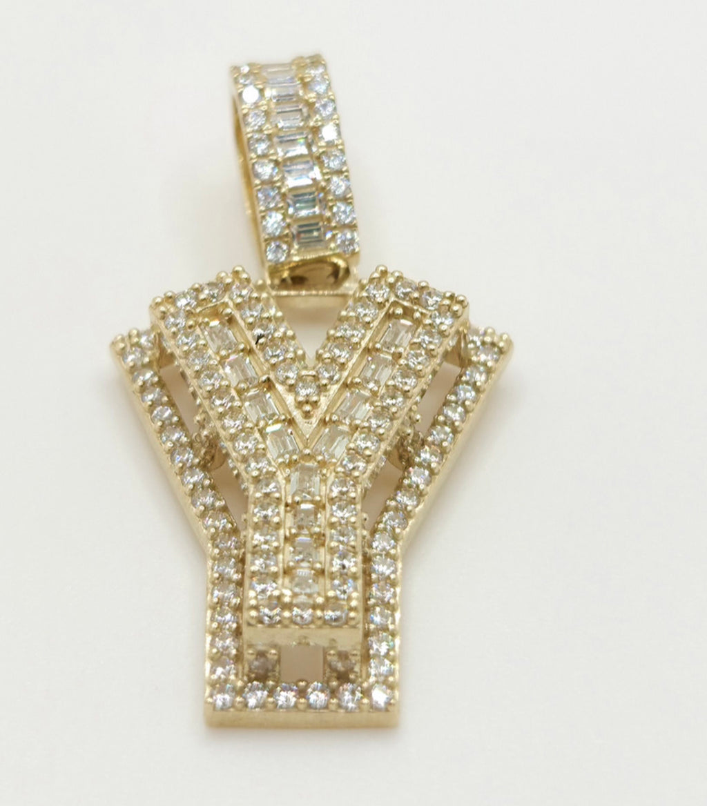 10KT MEDIUM CZ "Y" LETTER PENDANT Weight 4.6GR