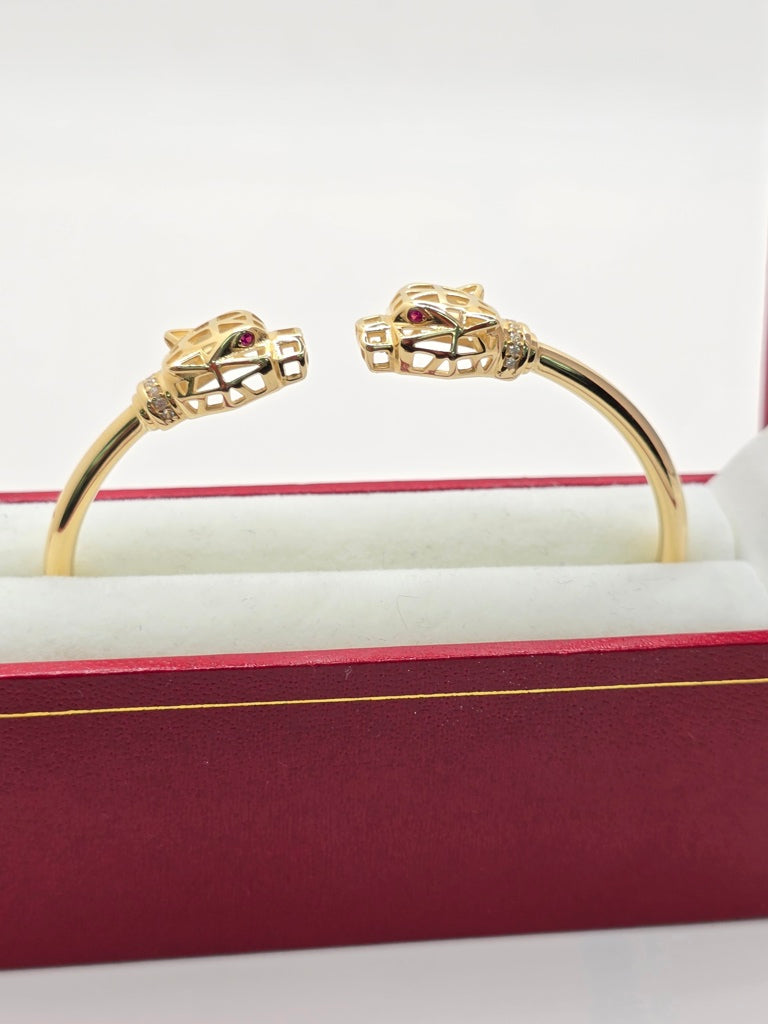 14KT TIGER BANGLE Size 6.5INCH Weight 8.4GR