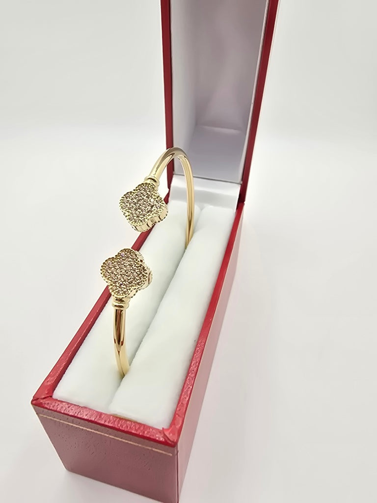 10KT CZ CLOVER BANGLE Size 2.5MM Weight 6.2GR