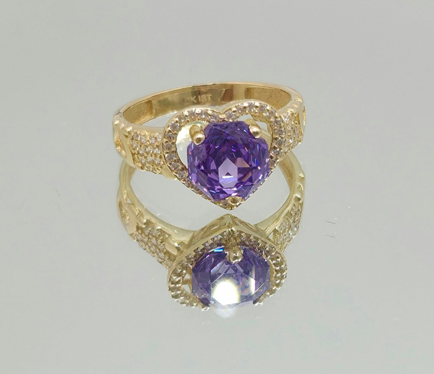 14KT PURPLE STONE HEART RING Size 7 Weight 3.2GR