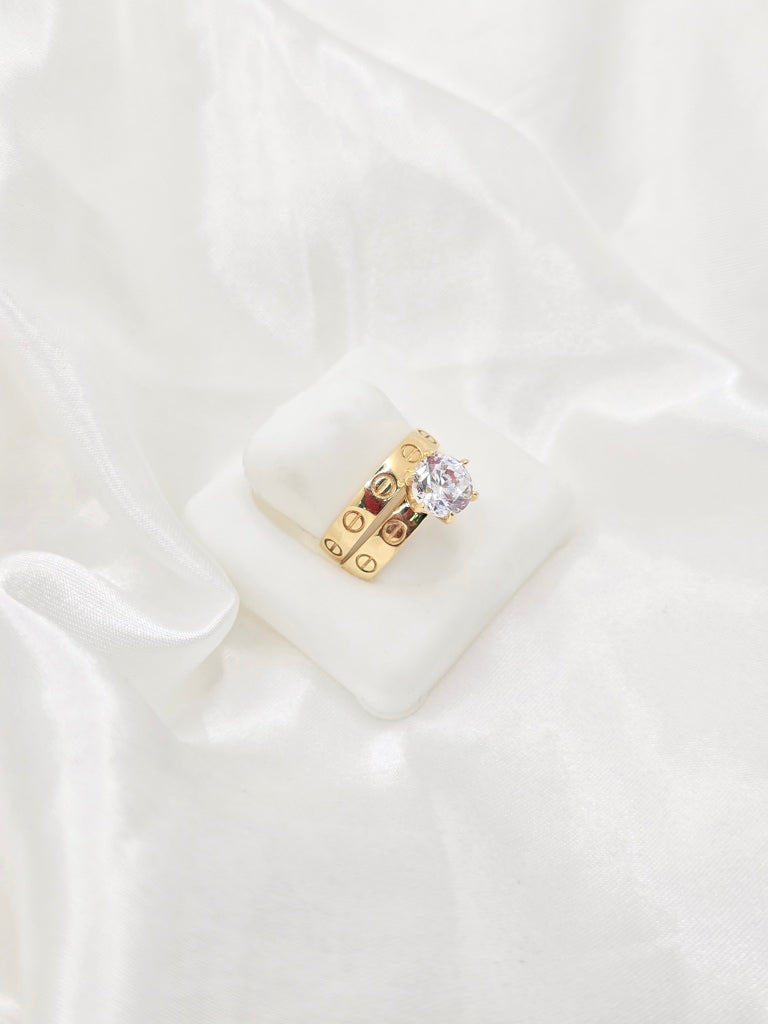 10KT  RING Size 7 Weigth 4.1GR