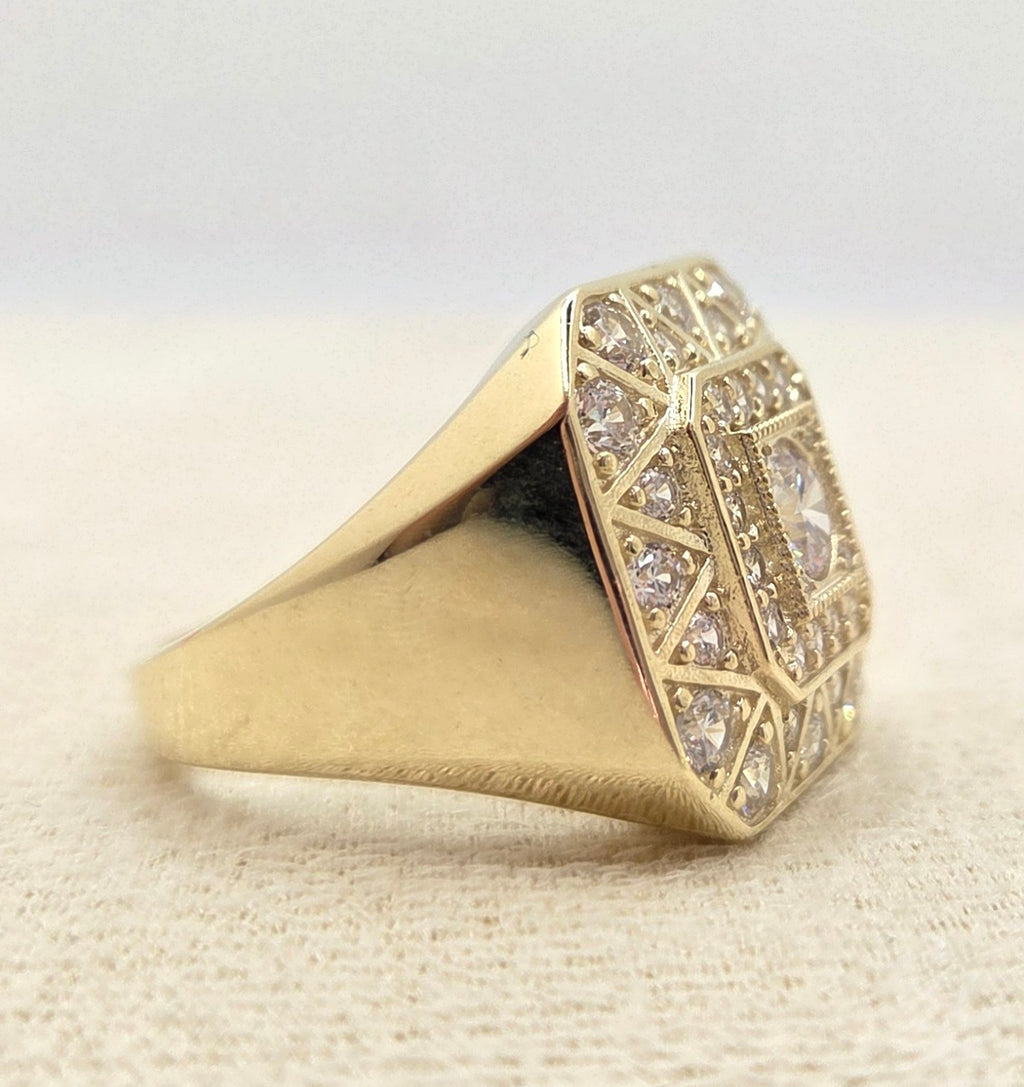 10KT CZ ELEGANT DIFFERENT SQUARE MEN'S RING Size 10 Weight 8.2GR