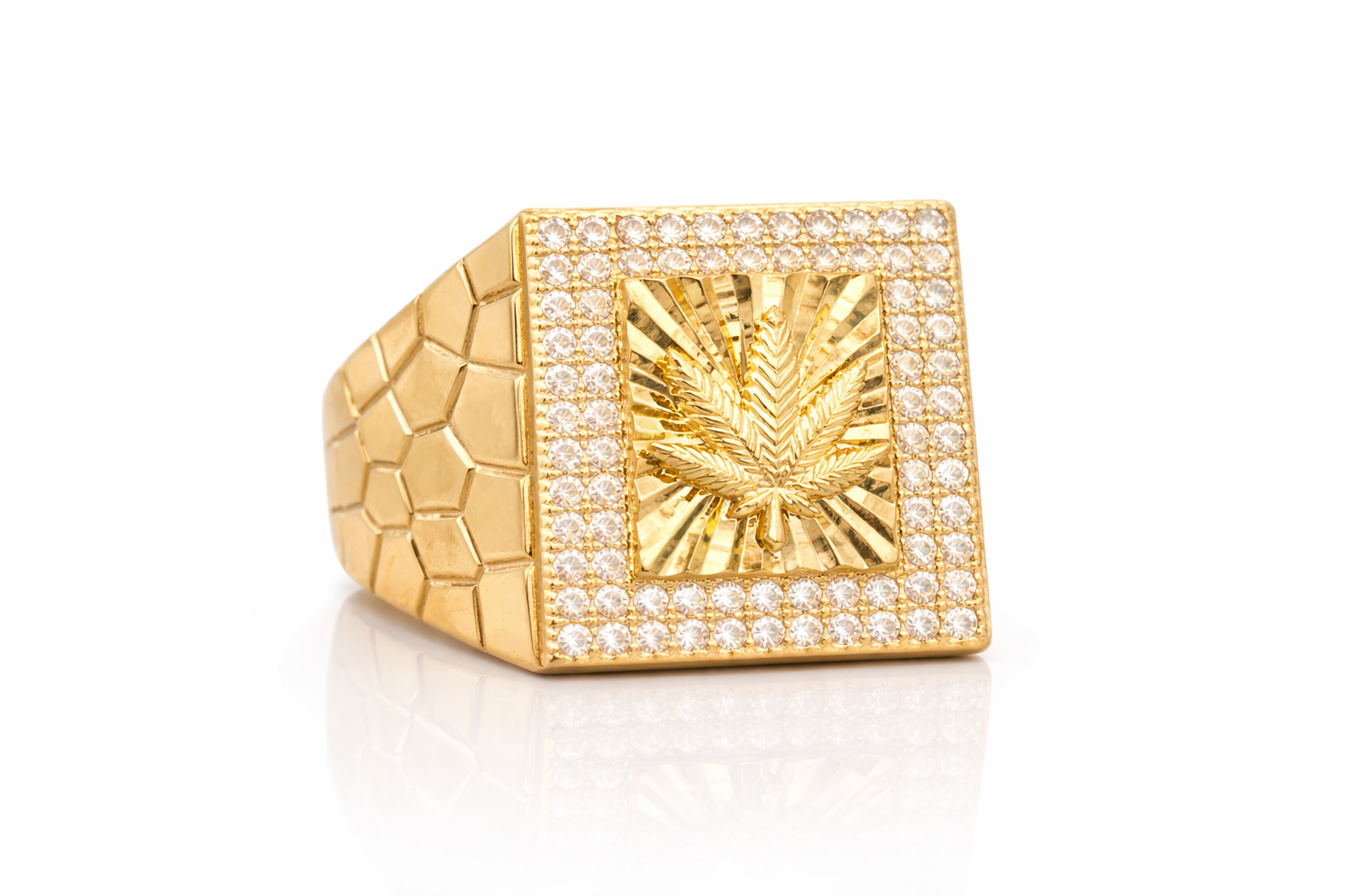 10KT WEED NUGGET RING Size 10.5 Weigth 8.10GRS
