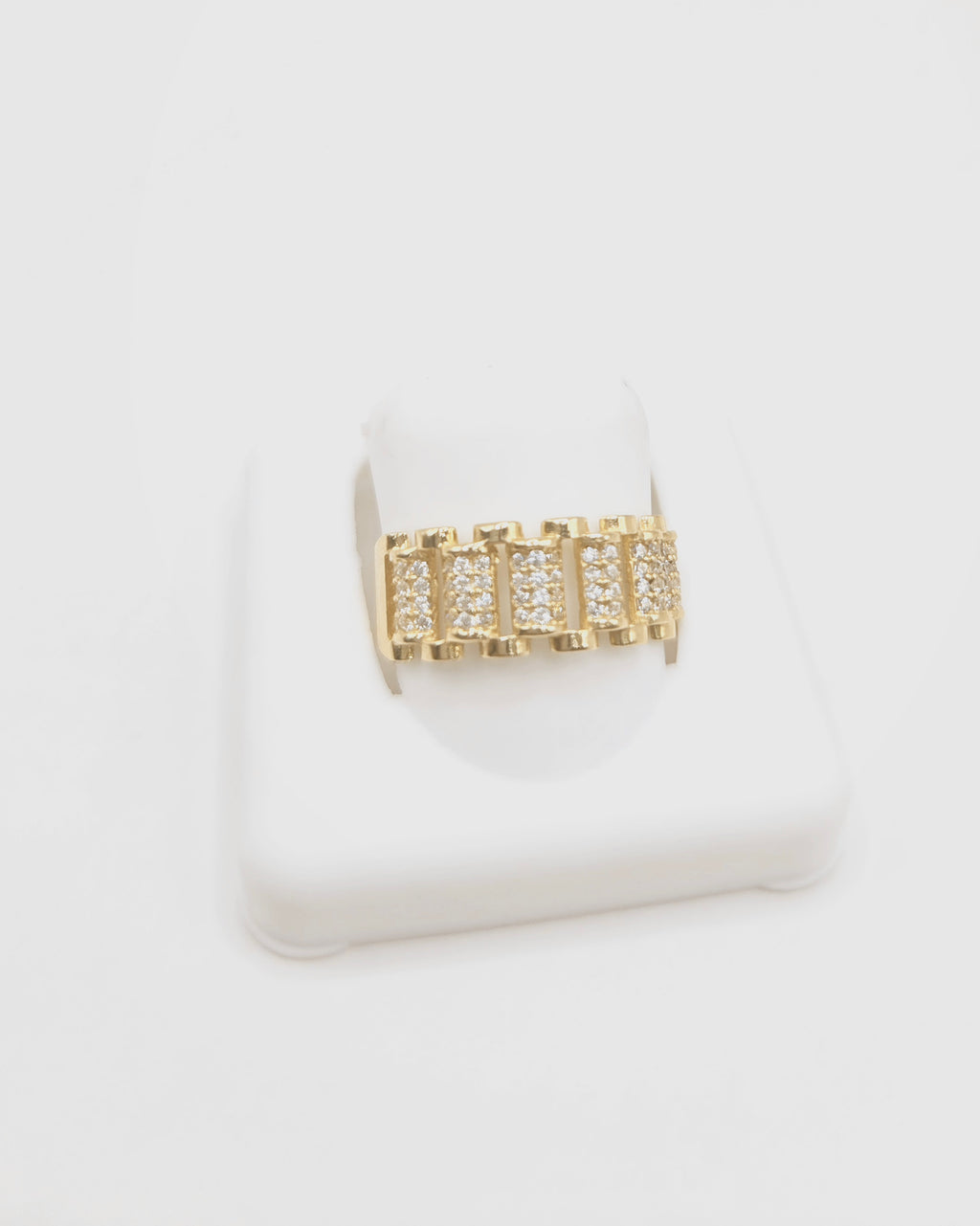 14KT WATCH STYLE CZ DETAIL RING Size 8 Weight 2.3GR