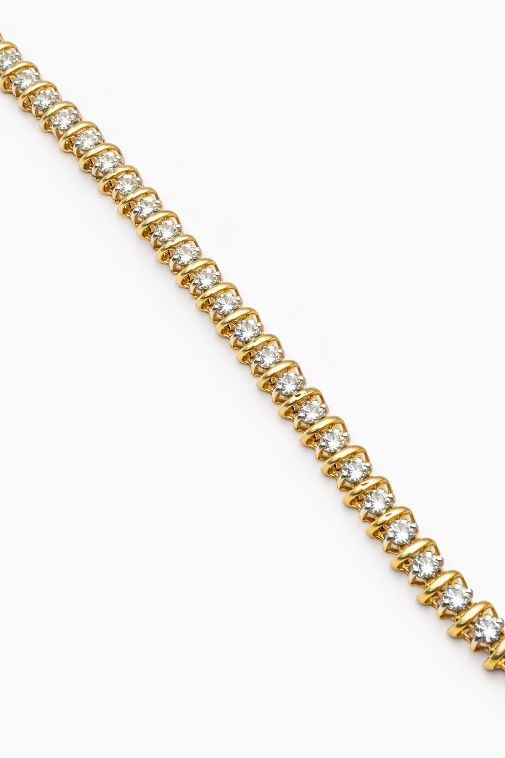14KT YELLOW GOLD NATURAL DIAMOND TENNIS BRACELET Size 6MM 7IN Weight 11.3 GRS
