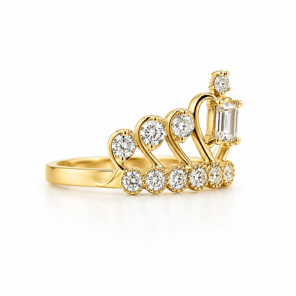 10KT 15ANERA CROWN RING Size 8 Weigth 3.8GR