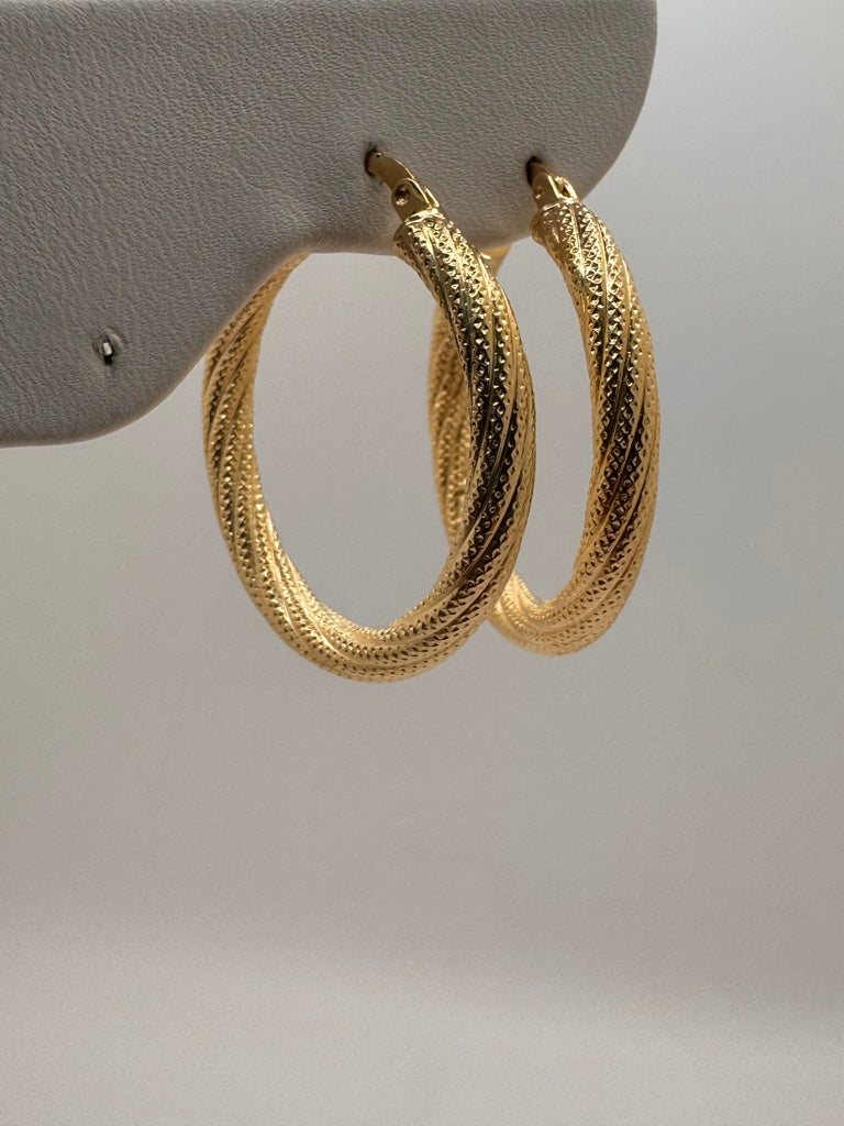 10KT CROOKED NEVADAS HOOPS EARRINGS Size 5 4.5MM Weight 5.2GR