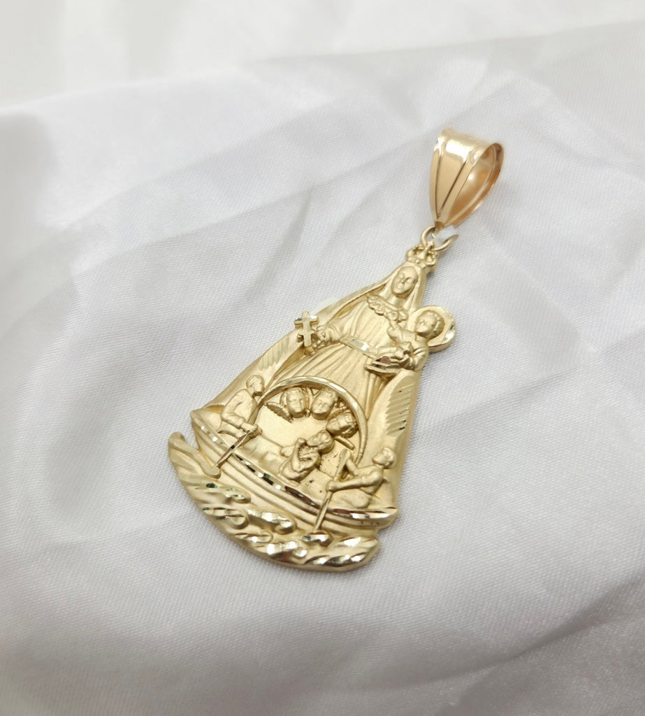 10KT CARIDAD PENDANT BODY CHAPE STYLE Size MEDIUM Weight 6.8