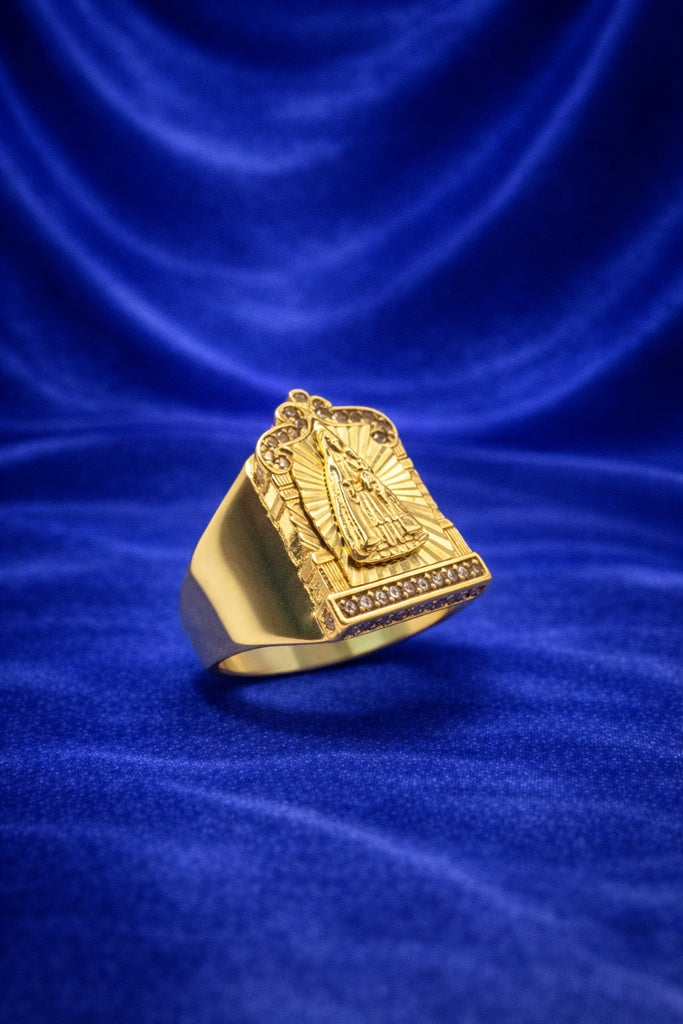 10KT HOUSE STYLE CARIDAD RING Size 8-8.5 Weigth 3.9GR