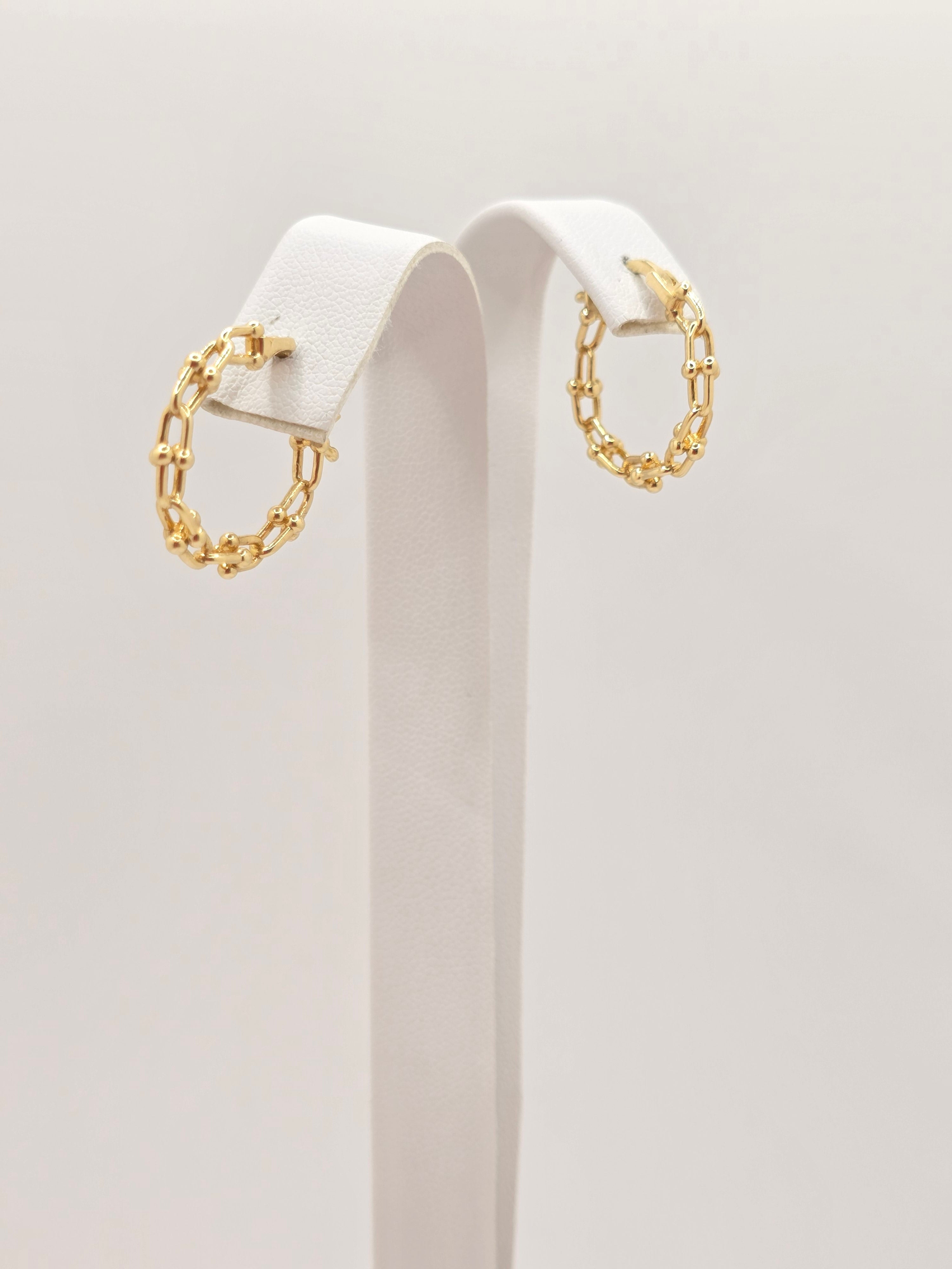 10KT PAPER CLIP STYLE HOOPS EARRINGS Weight 3GR