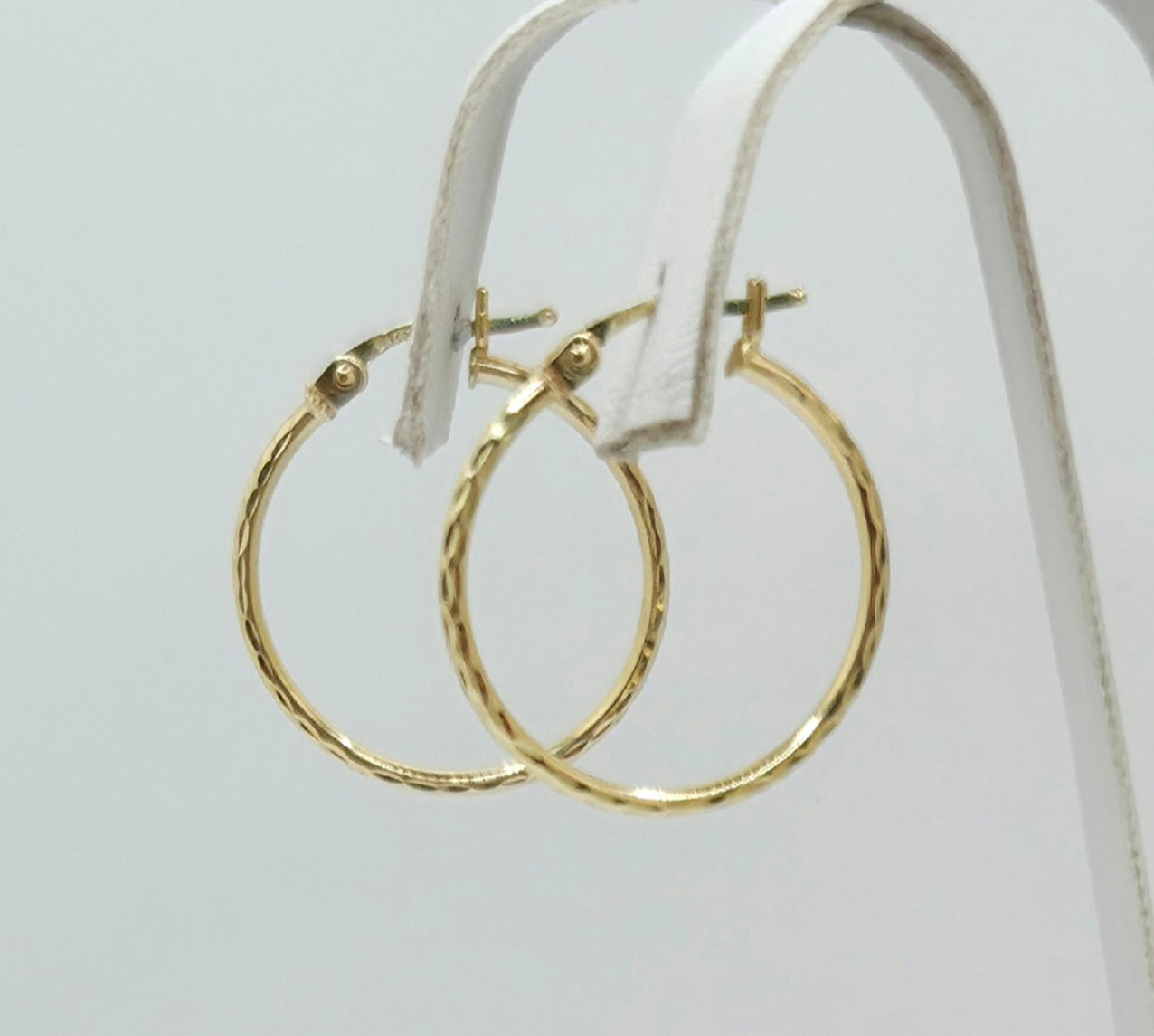 10KT SLIM DIAMOND CUT HOOPS EARRINGS Size 3 1.5MM Weight 1.3GR