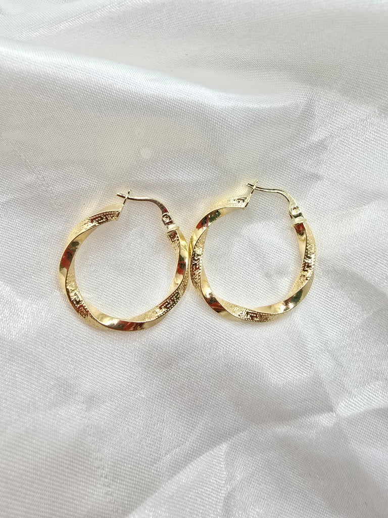 14KT GREEK DESING CROOKED HOOPS EARRINGS Size 3 Weight 2.2GR