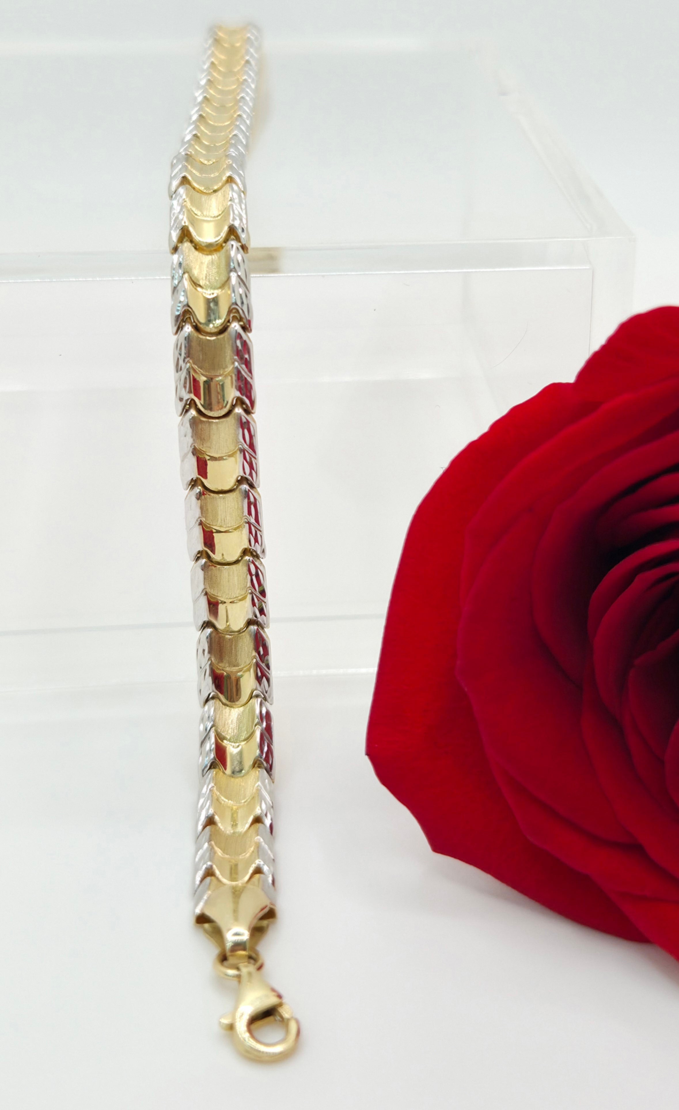 14KT TWO TONE VINTAGE BRACELET Size 8MM 7INCH Weight 7.3GR