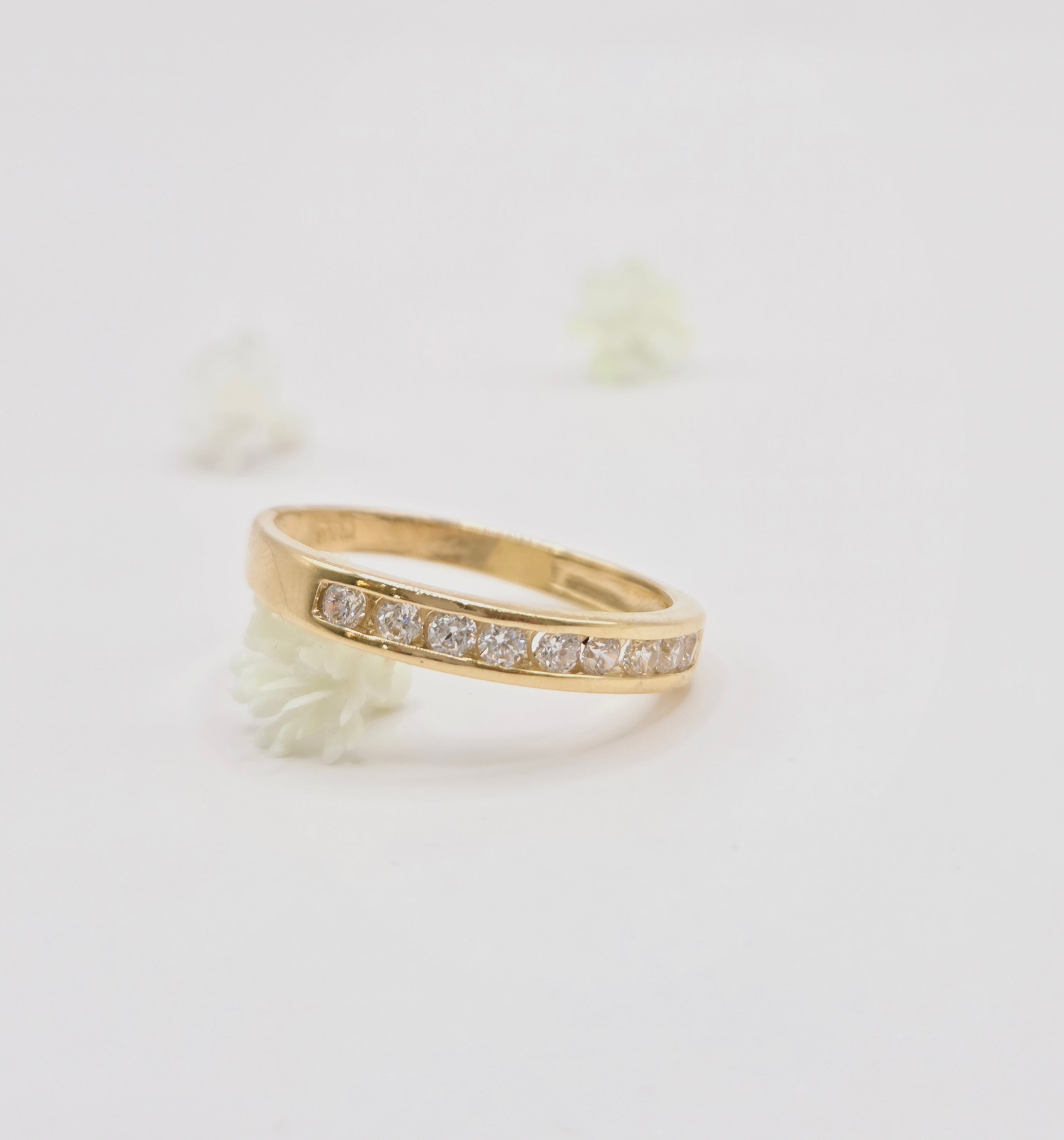 10KT CLASSIC DELICATE ENGAGEMENT MAN'S RING Size 10 Weigth 2.3GR