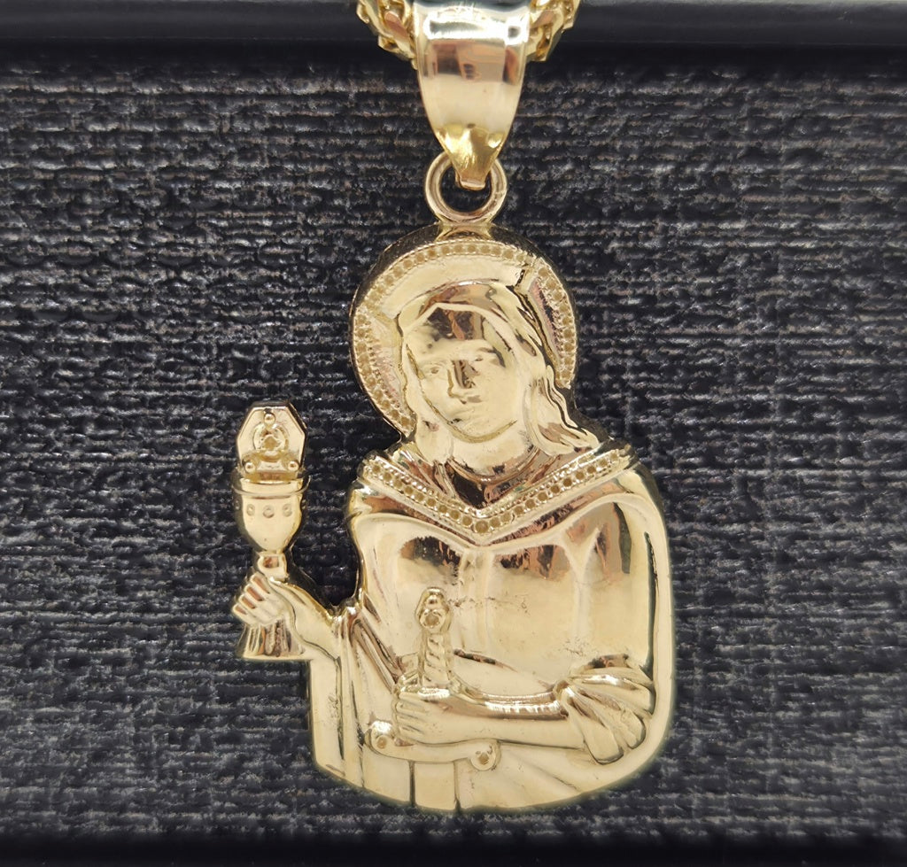 10KT MEDIUM SANTA BARBARA PENDANT Weight 2.8GR