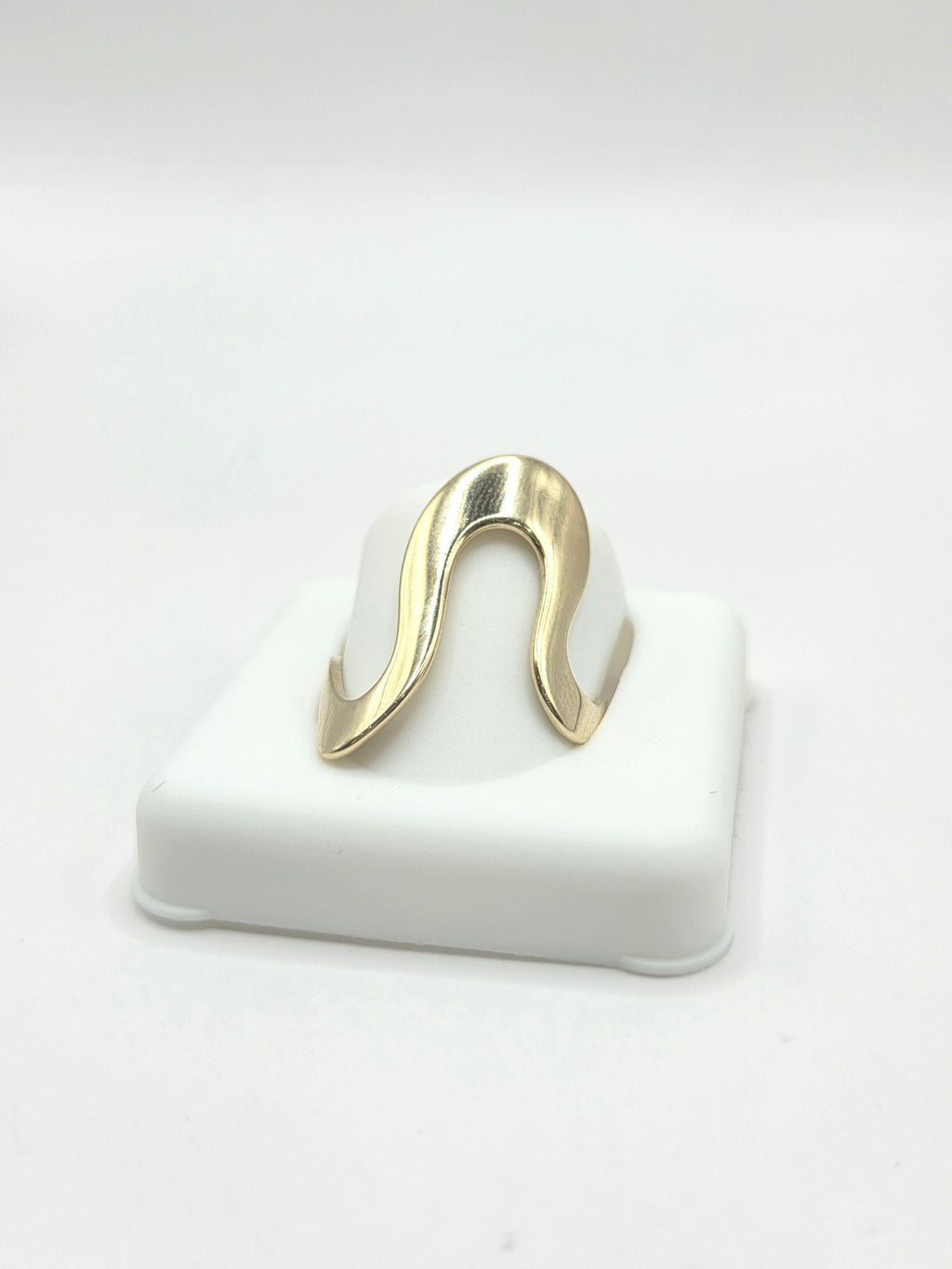10KT YELLOW GOLD ASYMETRIC WOMAN'S RING Size 7/7.5/8 Weigth 1.6GR
