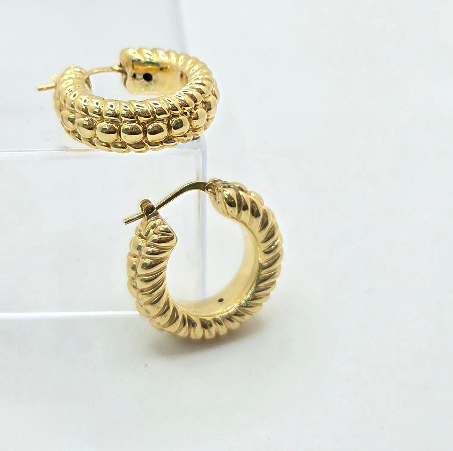 10KT MODERN CORN DESIGN HOOPS EARRINGS Weight 6.2GR