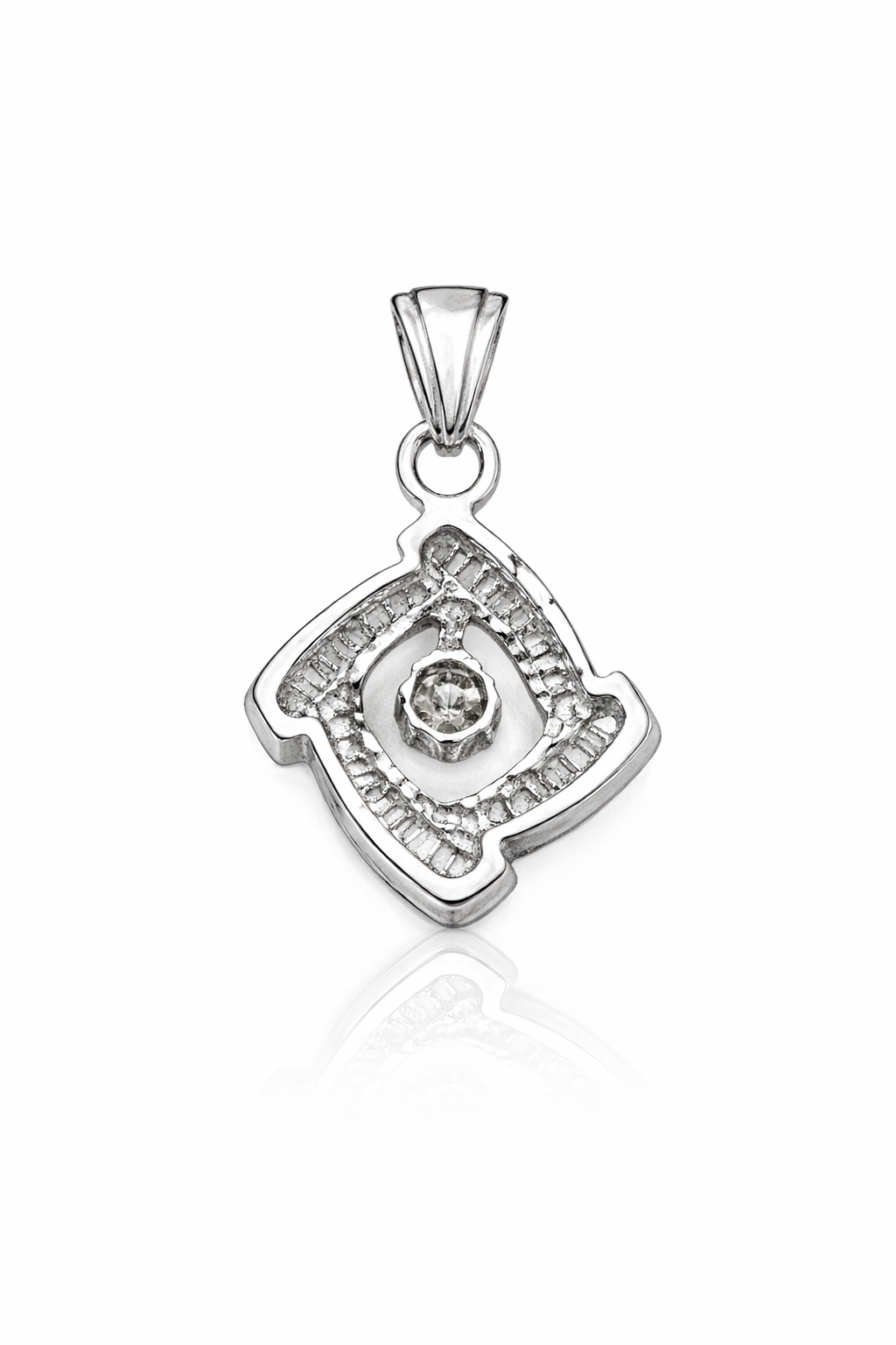 10KT WHITE GOLD ELEGANT SQUARE DIAMOND PENDANT  Weigth 2GR