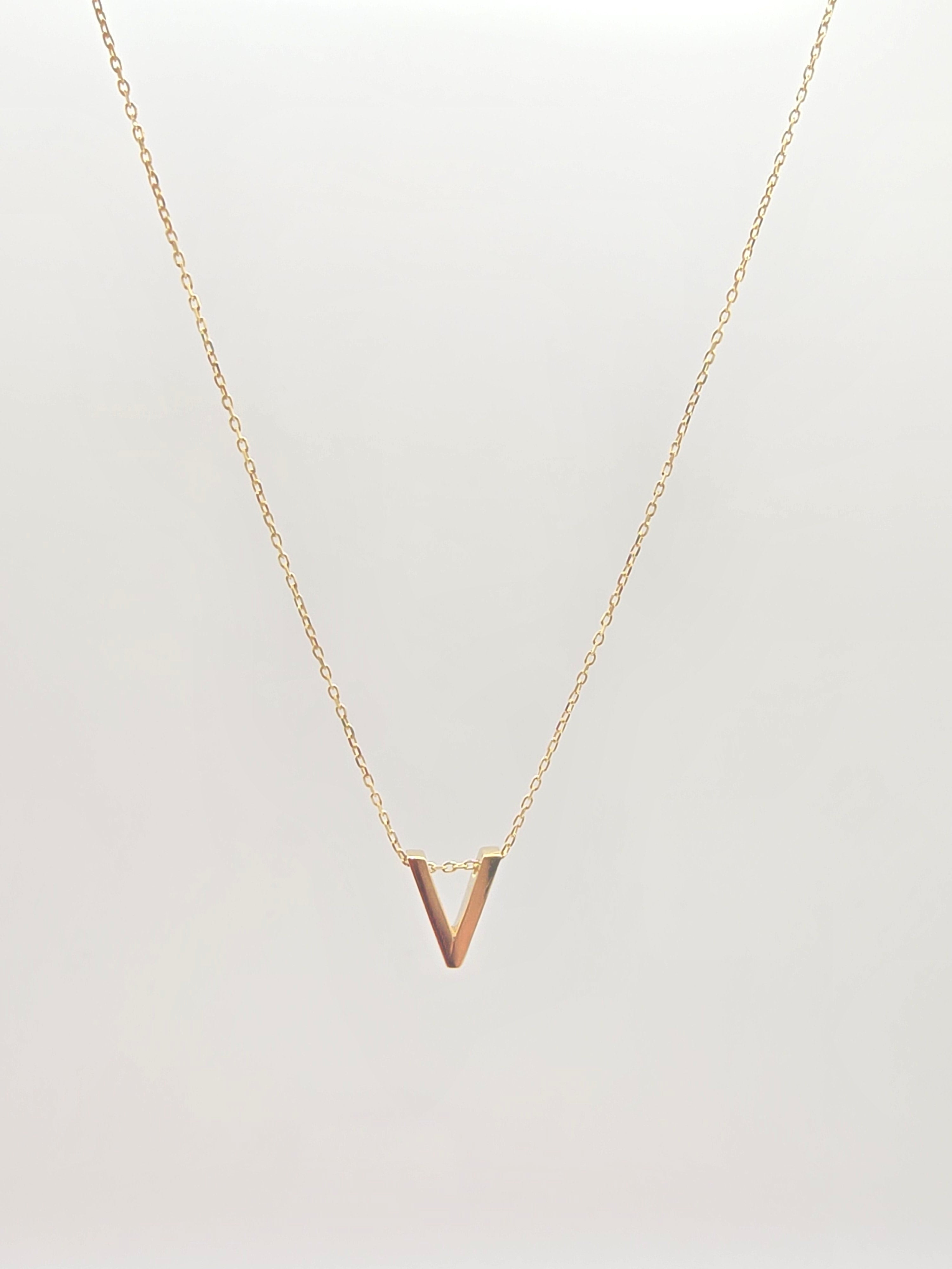 14KT LETTER "V" CHAIN Size 18INCH Weight 2.17GR