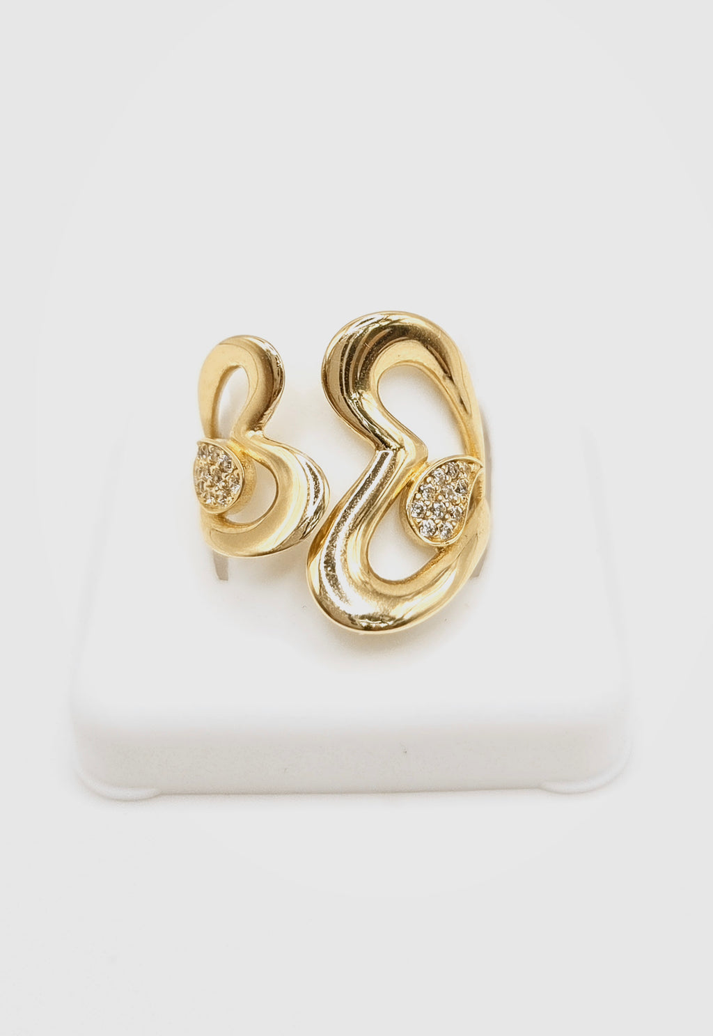 14KT FLOWER CZ DETAIL RING Size 7 Weight 3.3GR