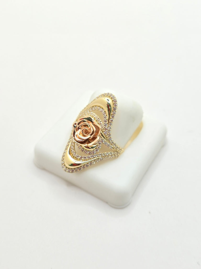 14KT DELICATE ASYMMETRIC ROSE RING WITH ZIRCONIA Size 8 Weight 4.8GR