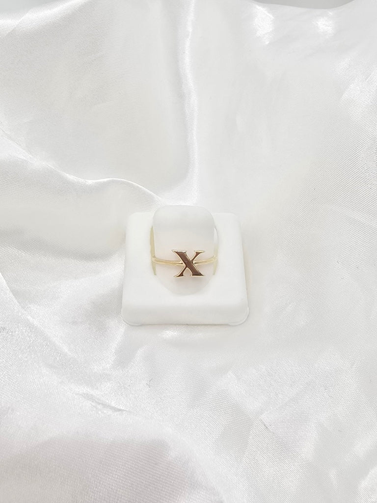 14KT "X" LETTER RING Size 7 Weight 1.3GR