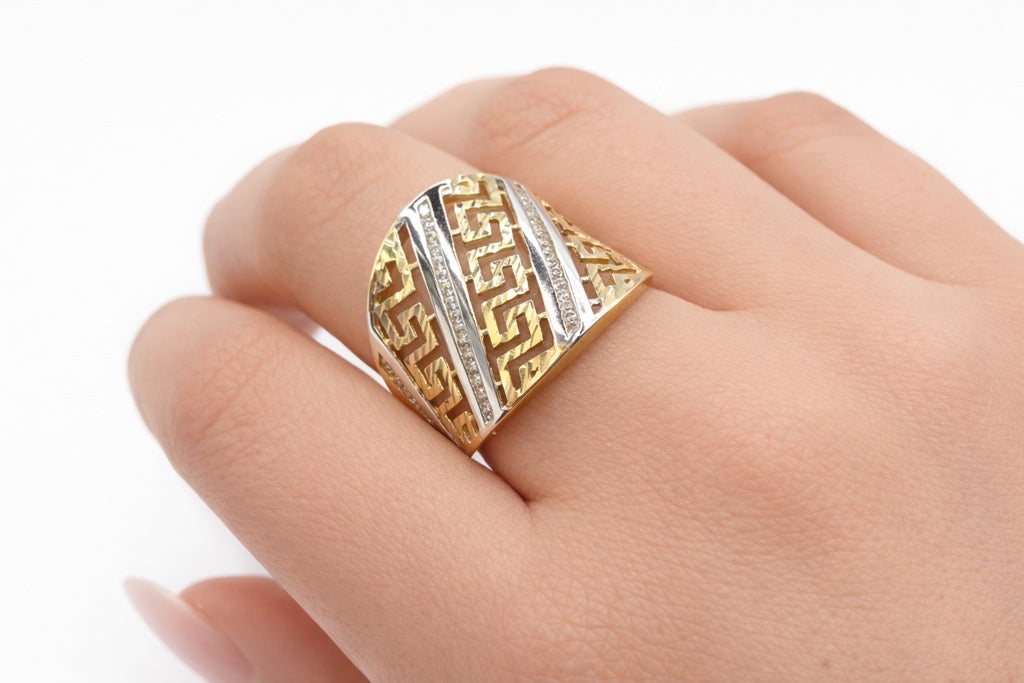 14KT EXOTIC RING WITH TWO-TONE DETAILS AND CZ SIZE 8 Weight 4.3GR