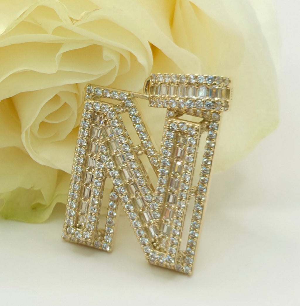 10KT MEDIUM CZ "N" LETTER PENDANT Weight 6.8GR