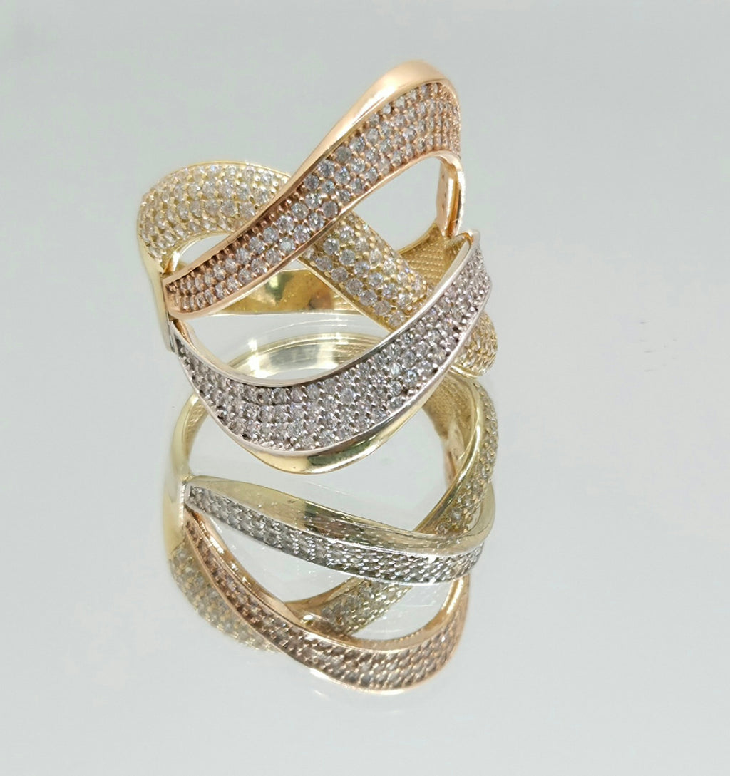 14KT CZ TWO TONE MODERN INTERTWINED RING Size 7.5 Weight 4.9GR