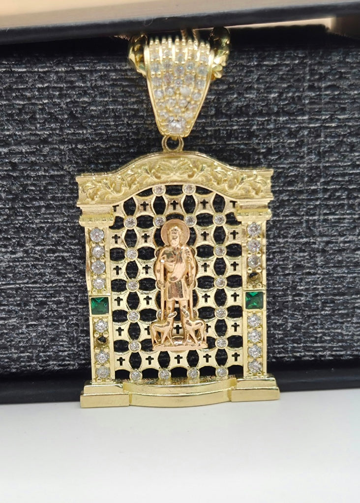 14KT NET BACKGROUND HOUSE STYLE SAN LAZARO PENDANT Weight 7.2GR