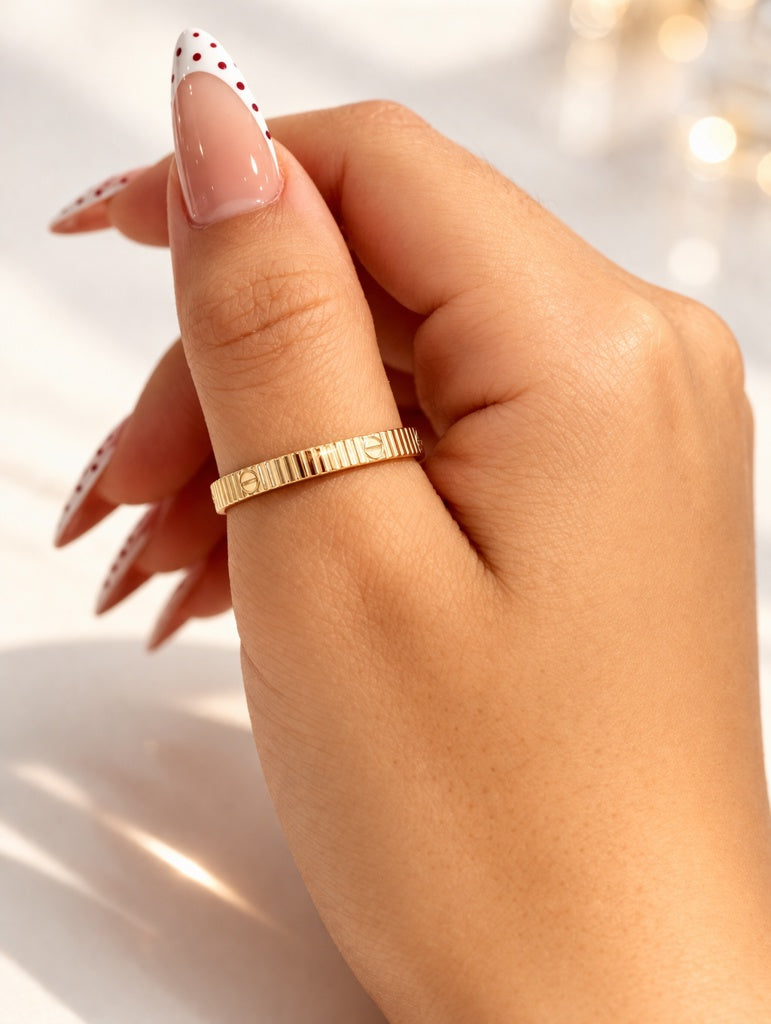 14KT  RING Size 9 3MM Weigth 1.6GRS