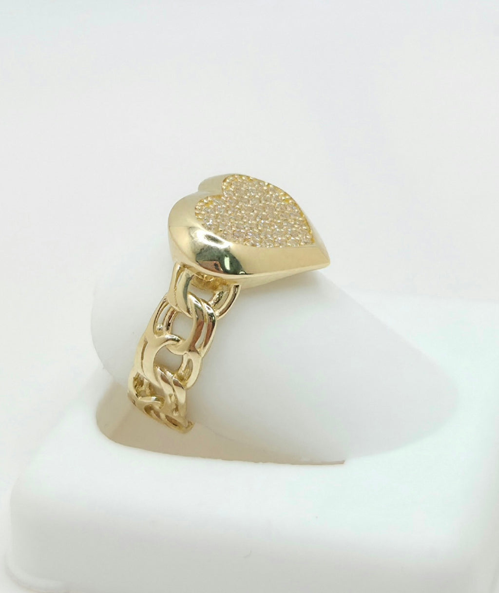 10KT CHINO LINK SMALL CZ HEART RING Size 8 Weight 3GR