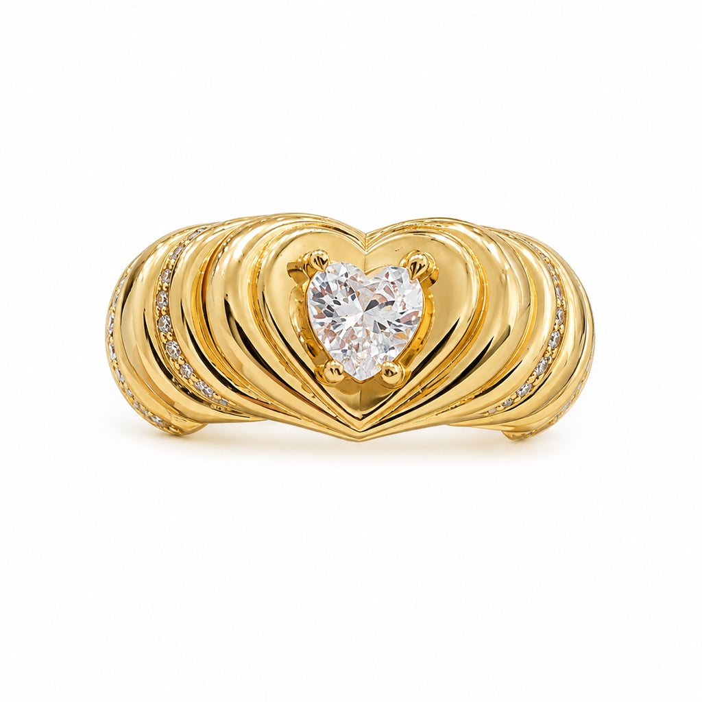 14KT ELEGANT HEART-SHAPED RING WITH A HEART-SHAPED STONE Size 7 & 8 Weight 6.4GR