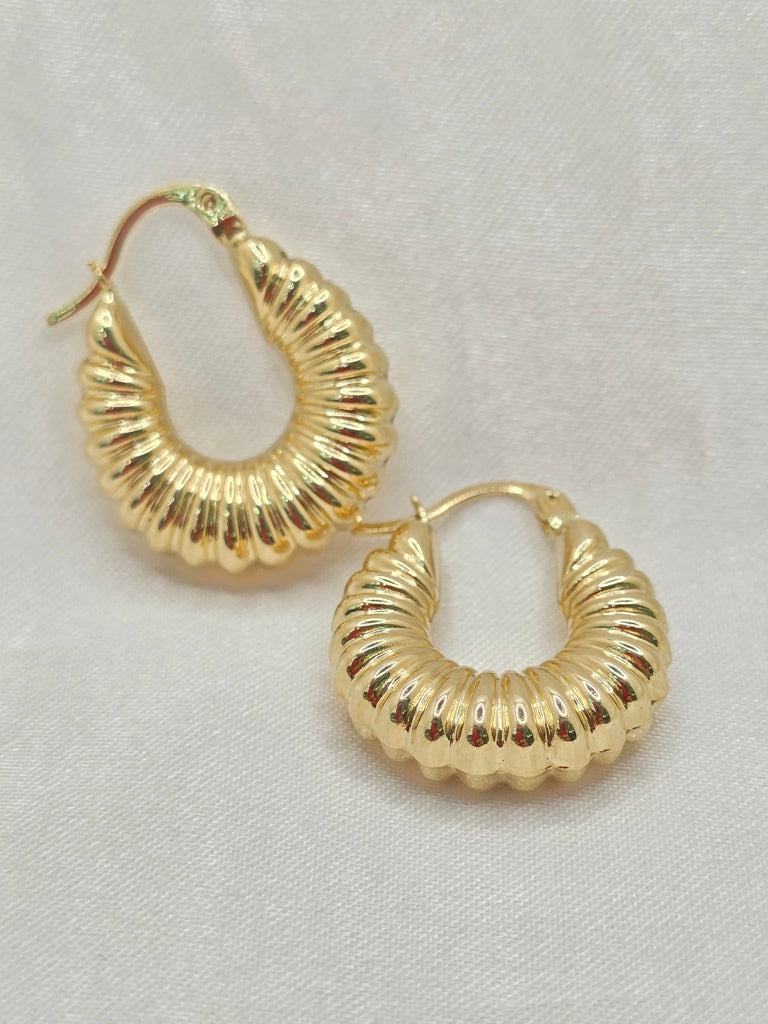 14KT INFLATED SHELL DESING HOOPS EARRINGS Weight 3.2GR