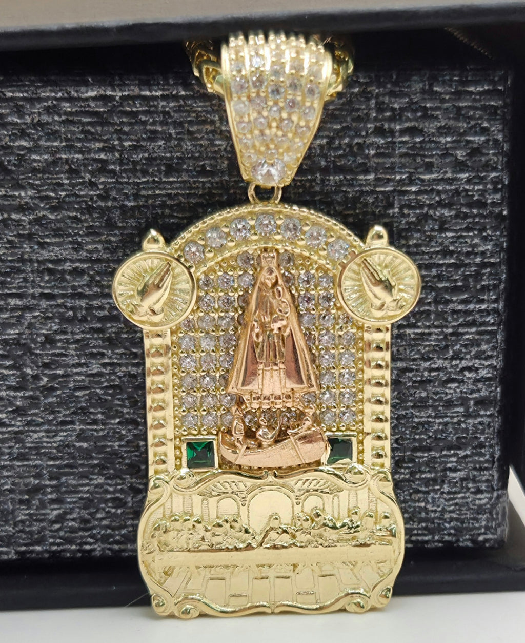 14KT CZ HOUSE STYLE CARIDAD PENDANT Weight 8.3GR