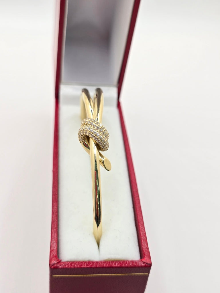 10KT KNOT BANGLEWeight 9.7GR