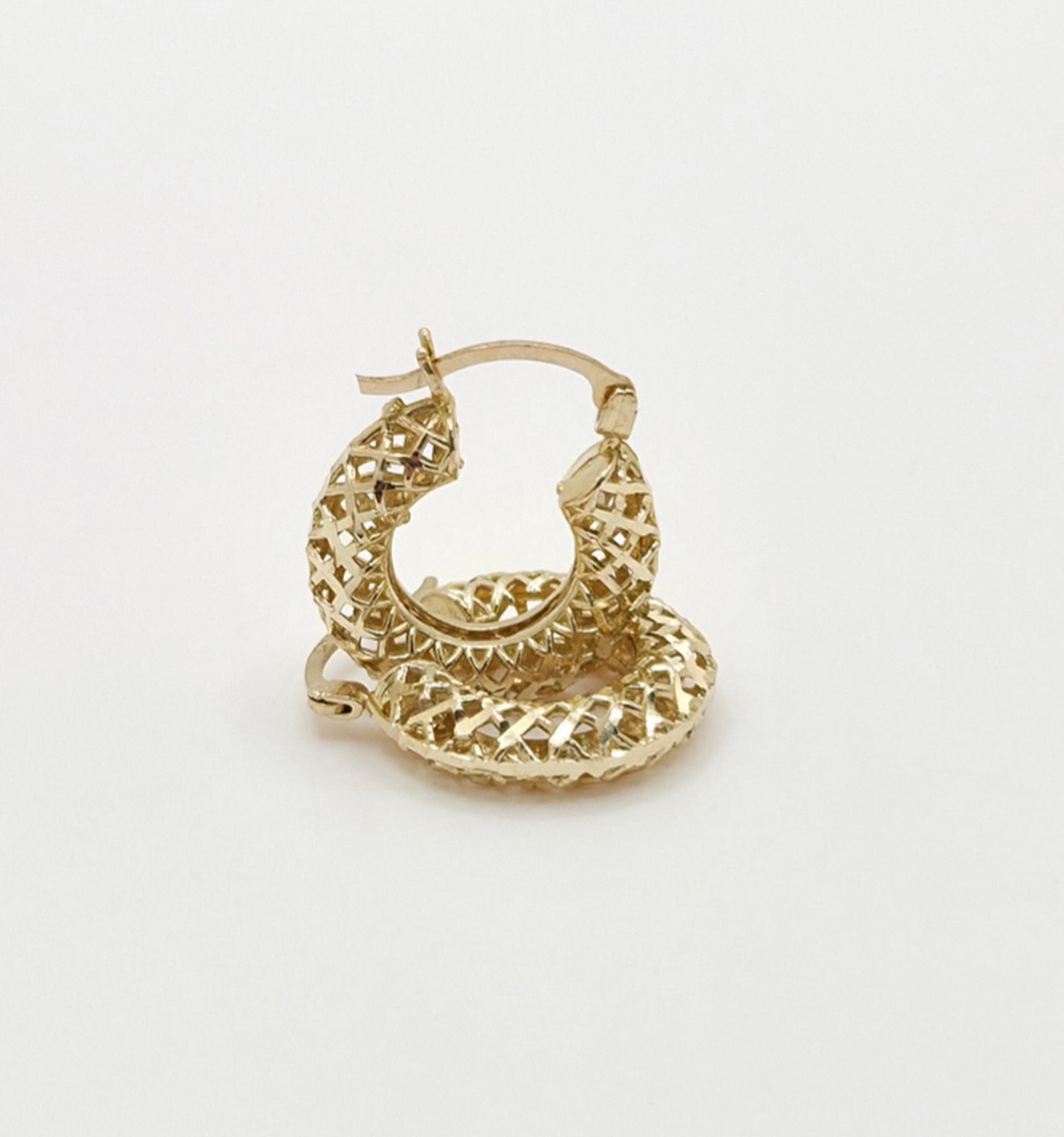 10KT ROUND MESH STYLE HOOPS EARRINGS Weight 2.3GR