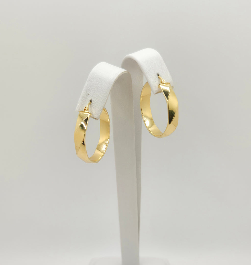 10KT MEDIUM TWISTED EFFECT HOOPS EARRINGS Weight 2.7GR