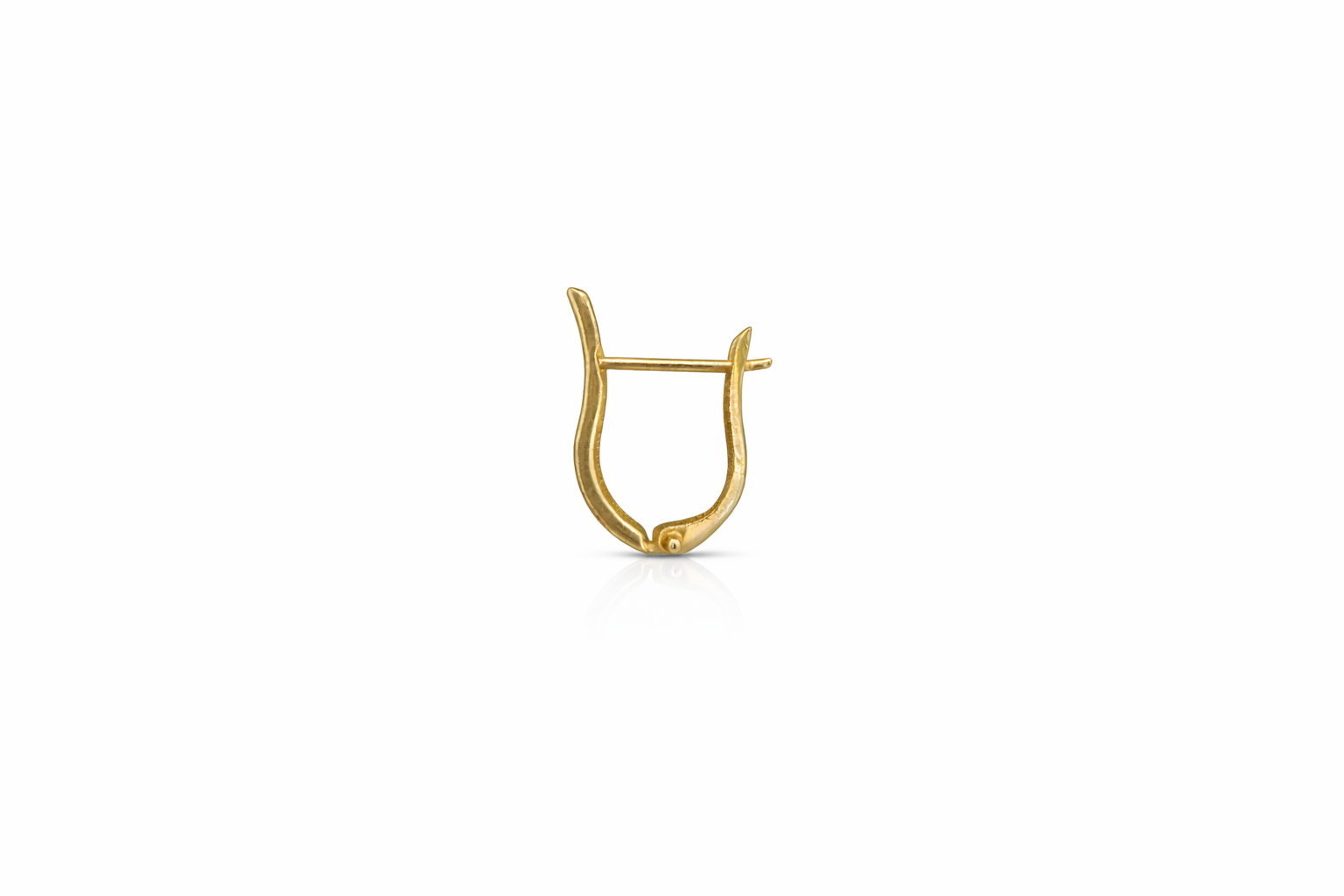 14KT VINTAGE STYLE X DETAILS OMEGA BACK EARRINGS Size  Weigth 2.1GR