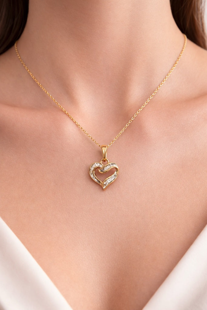10KT DIAMOND HEART SILHOUETTE PENDANT Weigth 0.9GR