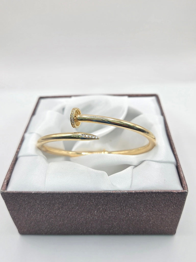 10KT  NAIL BANGLE Size 4MM Weigth 7.6GR